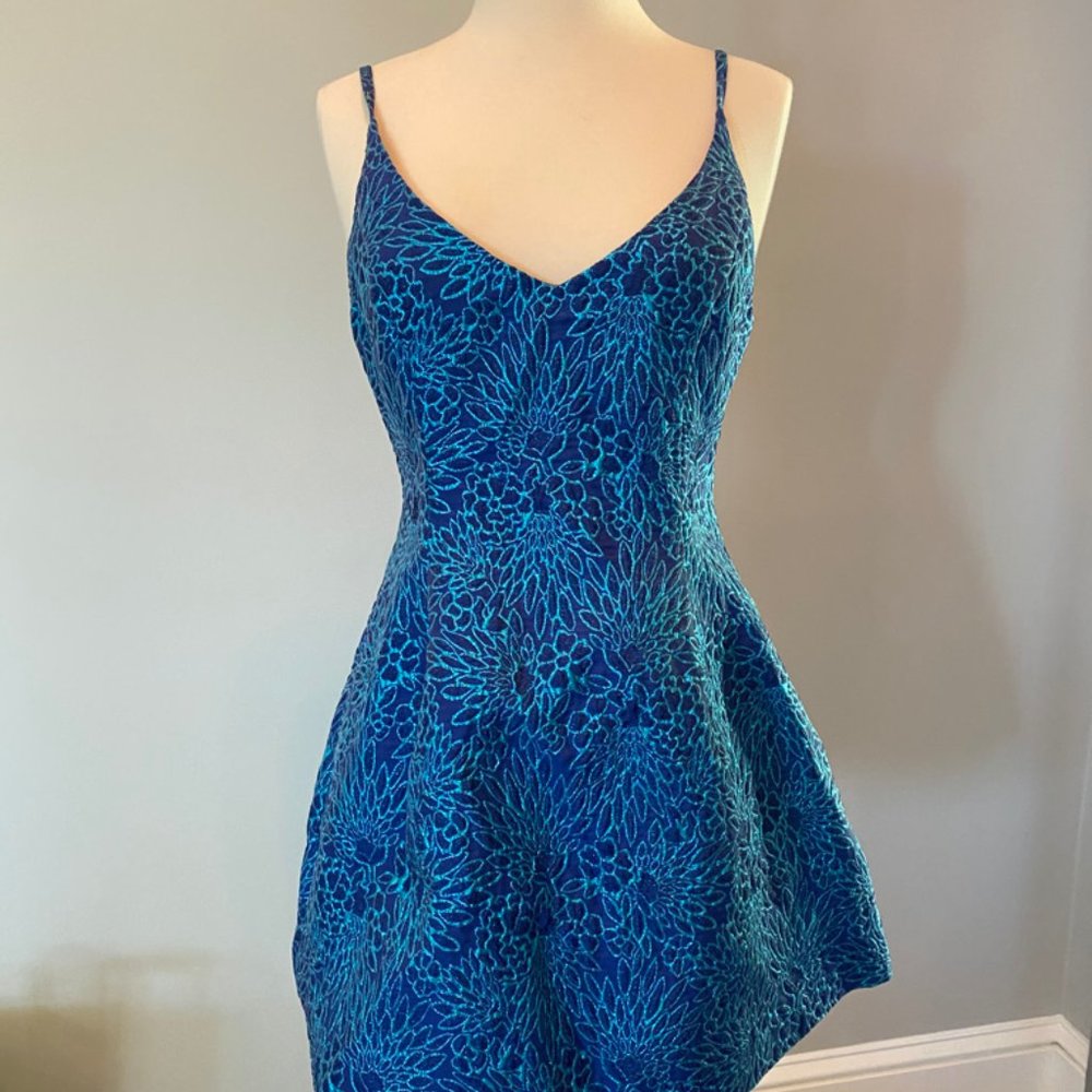 Luxxel Sparkle blue cocktail dress